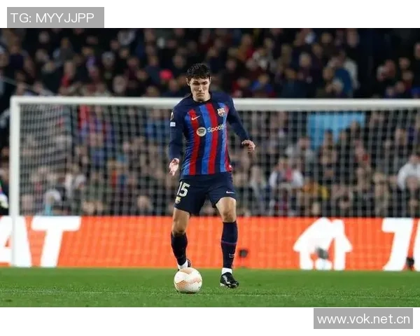 巴萨球员完成本周最后训练弗里克再次缺席引关注 巴萨球员完成本周最后训练弗里克再次缺席引关注