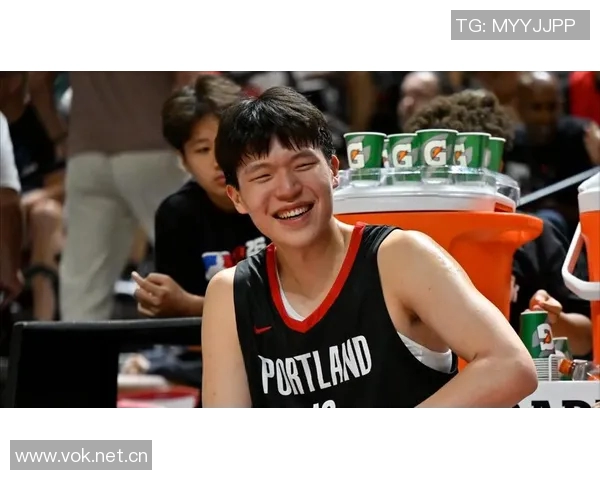 杨瀚森坦言防守不足并强调英语水平需提升与主帅积极沟通 杨瀚森坦言防守不足并强调英语水平需提升与主帅积极沟通