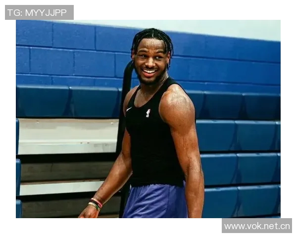 夸梅直言布朗尼球衣销量全赖其父亲影响力引发热议 夸梅直言布朗尼球衣销量全赖其父亲影响力引发热议