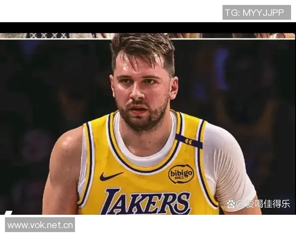 雷迪克谈对阵太阳的挑战里夫斯与东契奇需迅速适应比赛节奏 雷迪克谈对阵太阳的挑战里夫斯与东契奇需迅速适应比赛节奏