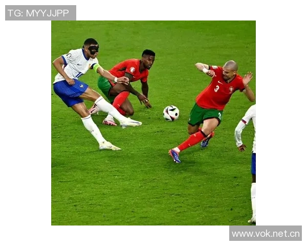 K图拉姆盛赞姆巴佩赛季初表现称其为最佳球员 K图拉姆盛赞姆巴佩赛季初表现称其为最佳球员