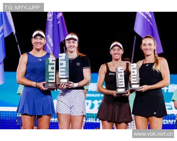 王大雷分享陪家人观赛乐趣自言网球水平不及女儿令人意外 王大雷分享陪家人观赛乐趣自言网球水平不及女儿令人意外