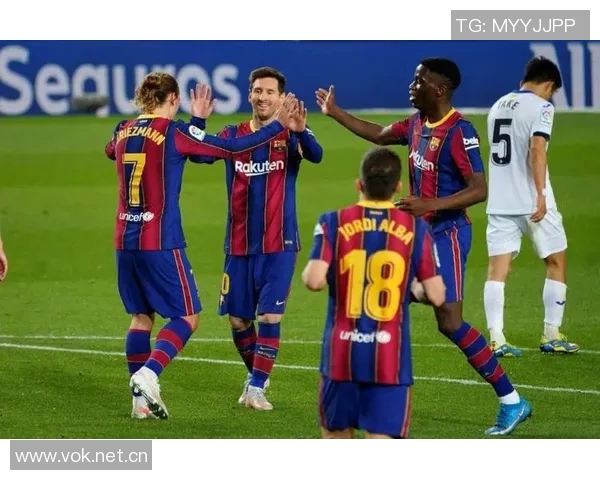 余望头球破门连场进球本赛季联赛第16球助力球队再创佳绩 余望头球破门连场进球本赛季联赛第16球助力球队再创佳绩