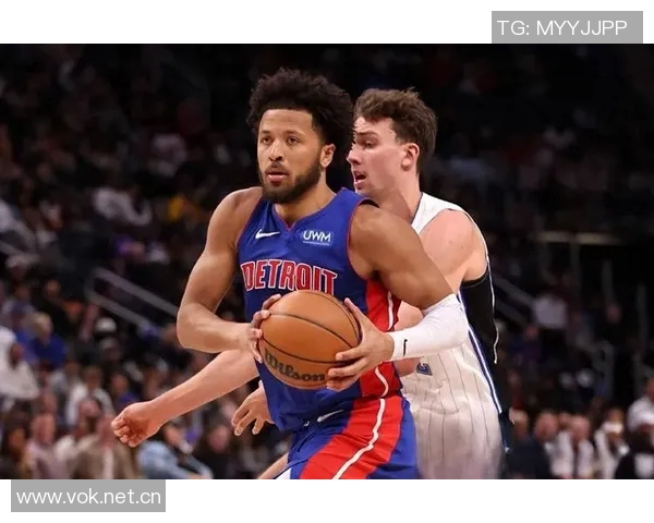 NBA赛事回顾魔术遭黄蜂逆袭勇士战胜雄鹿雷霆轻松击败奇才马刺压制热火 NBA赛事回顾魔术遭黄蜂逆袭勇士战胜雄鹿雷霆轻松击败奇才马刺压制热火