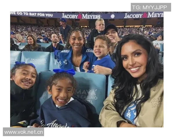 坎迪斯帕克透露退役后萧华频繁问候而WNBA总裁从未联系 坎迪斯帕克透露退役后萧华频繁问候而WNBA总裁从未联系