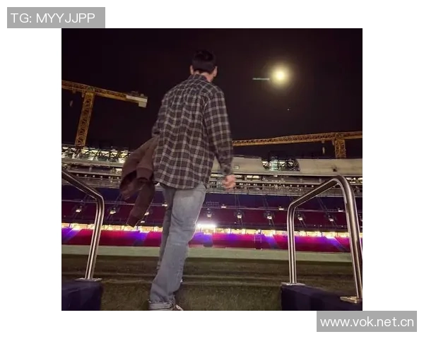 梅西夜访诺坎普引发猜测巴萨高层对此毫不知情对拉波尔塔竞选无益 梅西夜访诺坎普引发猜测巴萨高层对此毫不知情对拉波尔塔竞选无益